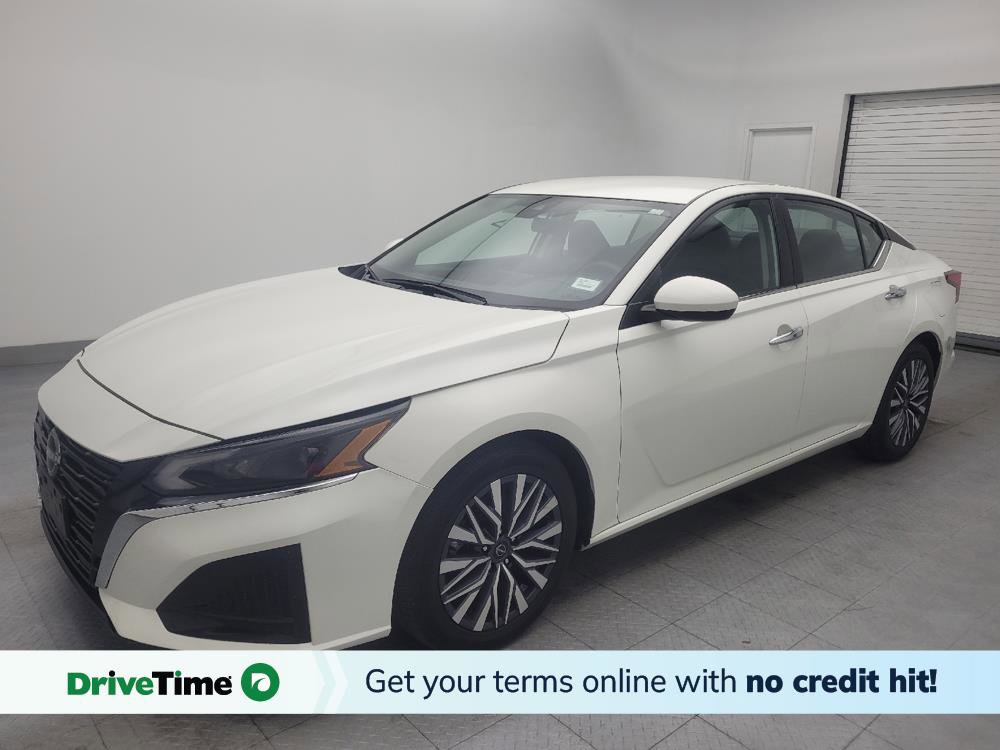 Used 2023 Nissan Altima 2.5 SV image 1
