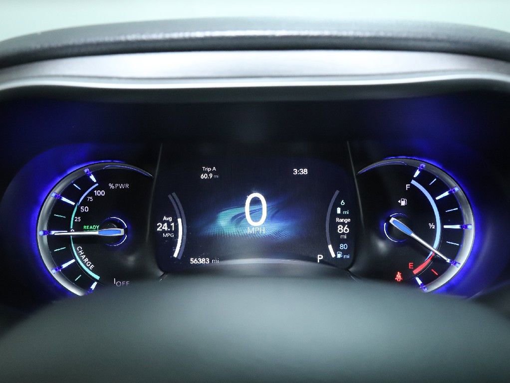 Used 2024 Chrysler Pacifica Select image 23