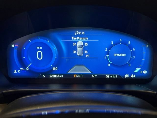 Used 2021 Ford Escape Titanium AWD/4WD image 18