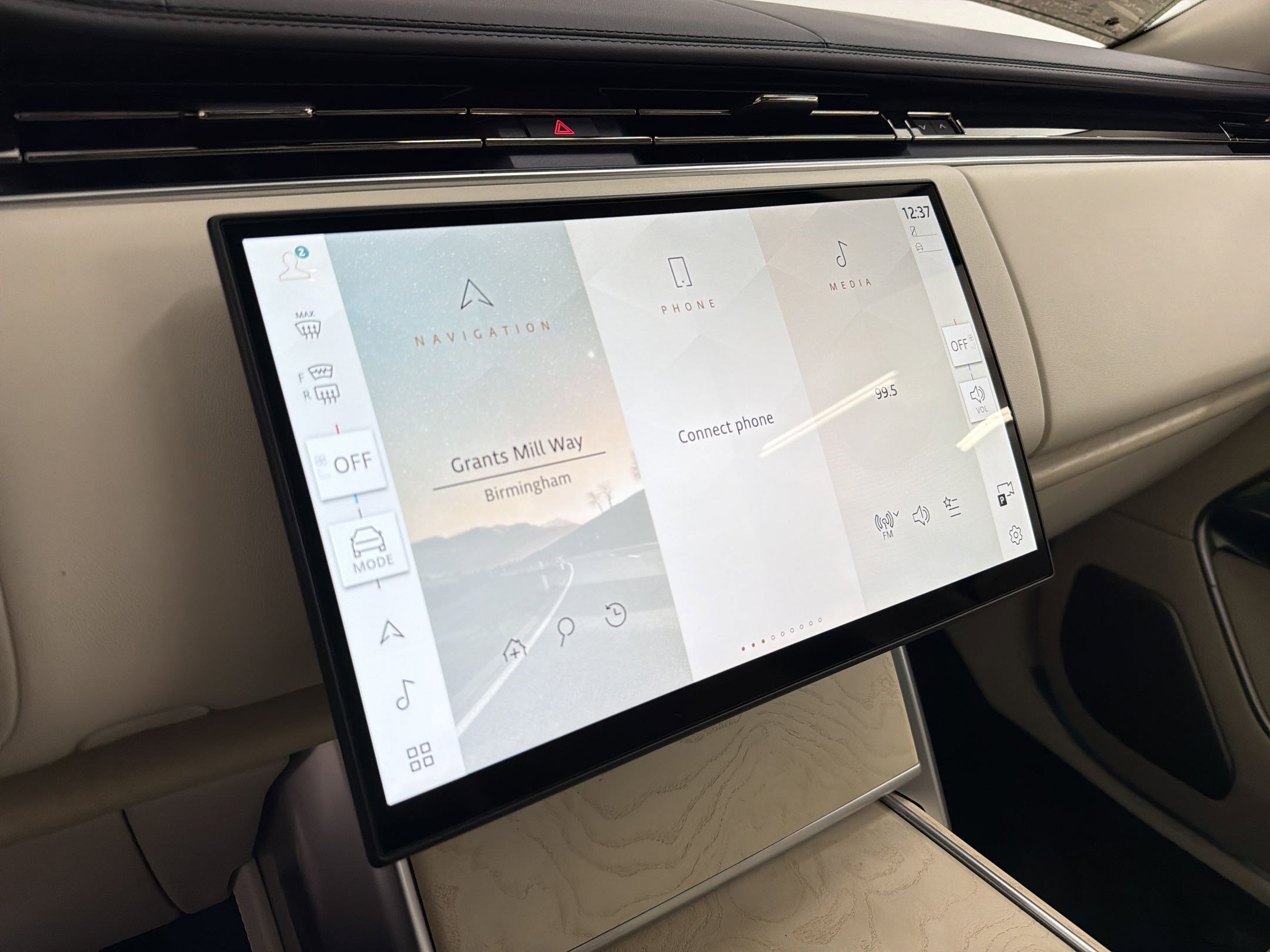 New 2026 Land Rover Range Rover SV image 20