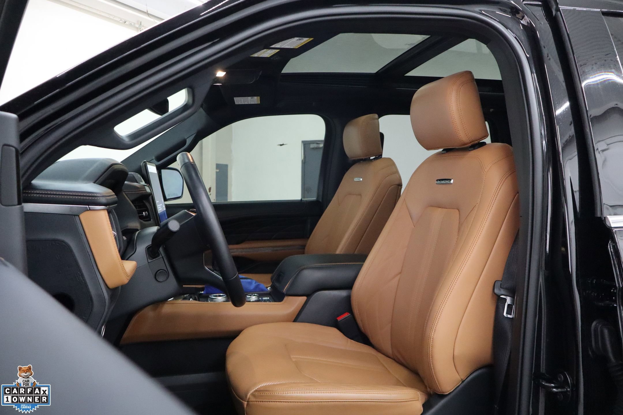 Certified 2024 Ford Expedition Platinum image 13