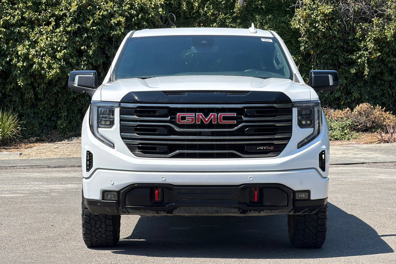 Used 2025 GMC Sierra 1500 AT4 AWD/4WD image 9