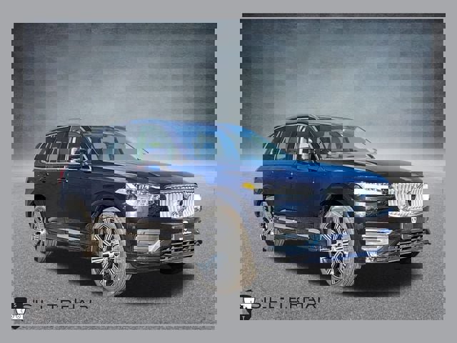 New 2025 Volvo XC90 B6 Ultra w/ Protection Package