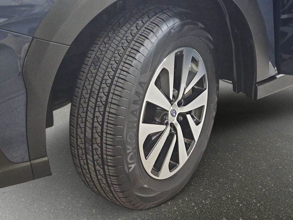 Used 2024 Subaru Outback Premium AWD/4WD image 33