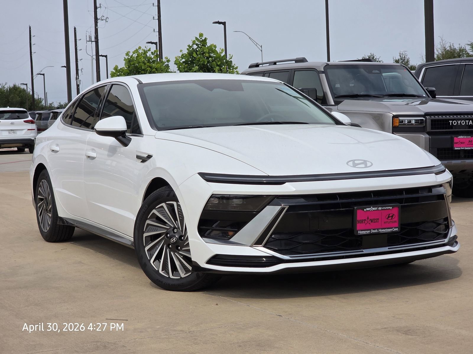 Used 2025 Hyundai Sonata SEL FWD image 3