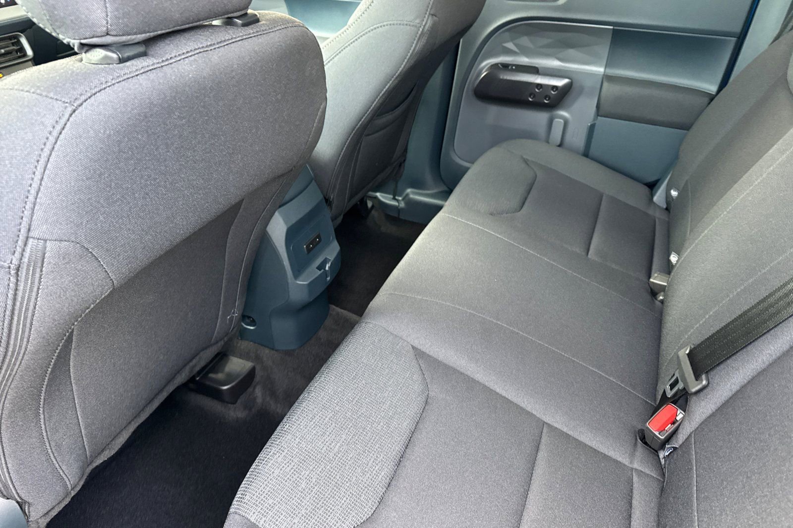 Used 2025 Ford Maverick XL w/ Equipment Group 102A image 13