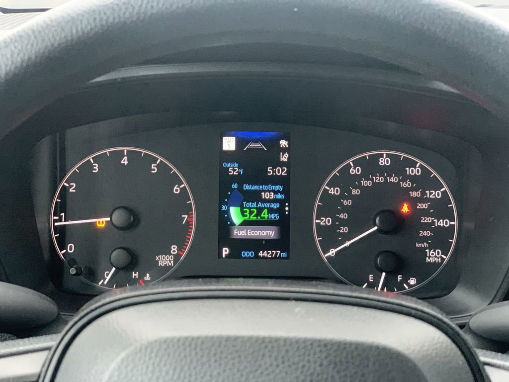 Used 2023 Toyota Corolla LE image 8