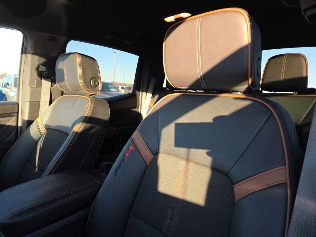 Used 2023 GMC Canyon AT4 image 44