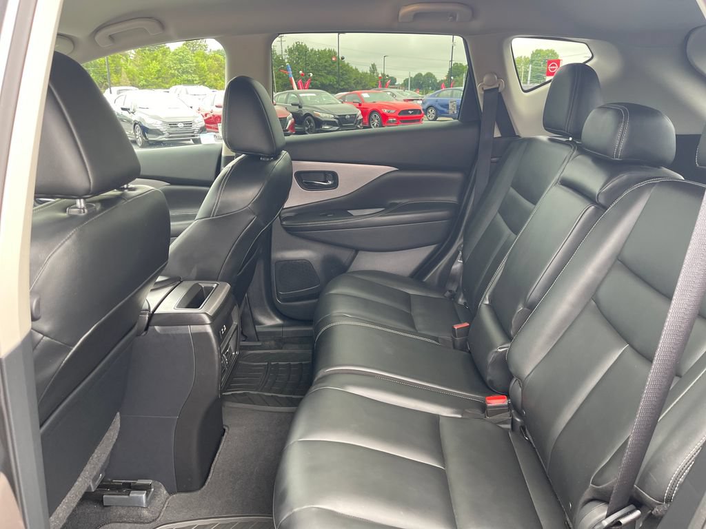 Used 2023 Nissan Murano SV AWD/4WD image 14