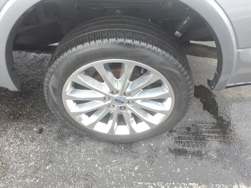 Used 2020 Ford F150 Limited image 6