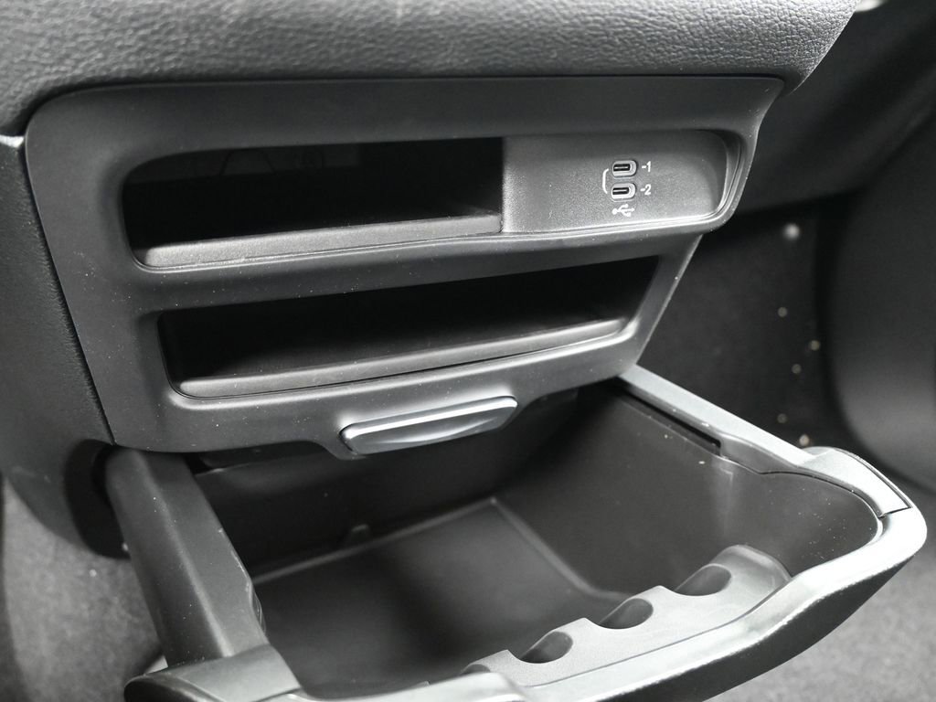 New 2026 Chrysler Pacifica Select w/ S Appearance Package image 24