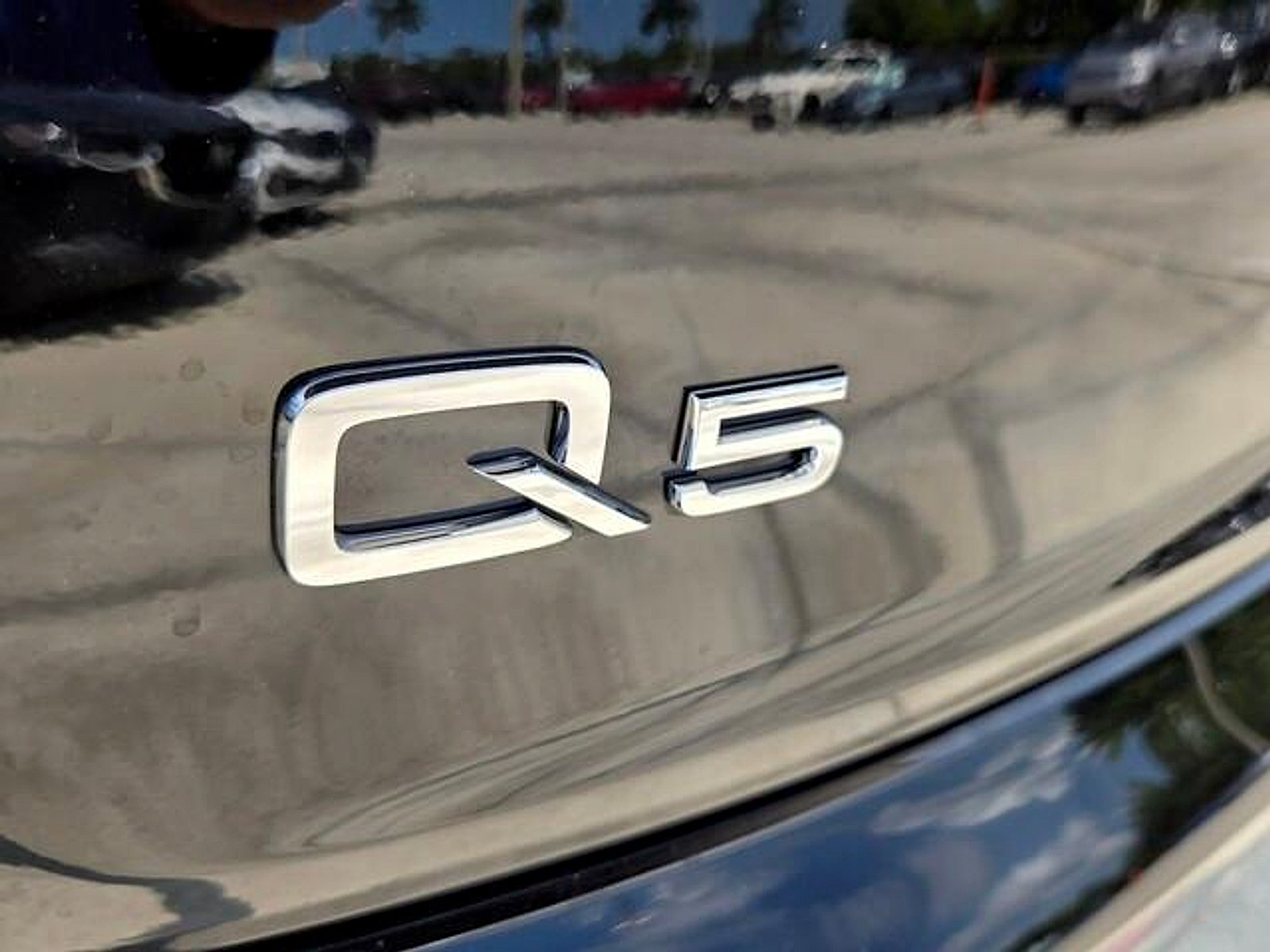 Used 2023 Audi Q5 2.0T Premium w/ Convenience Package AWD/4WD image 13