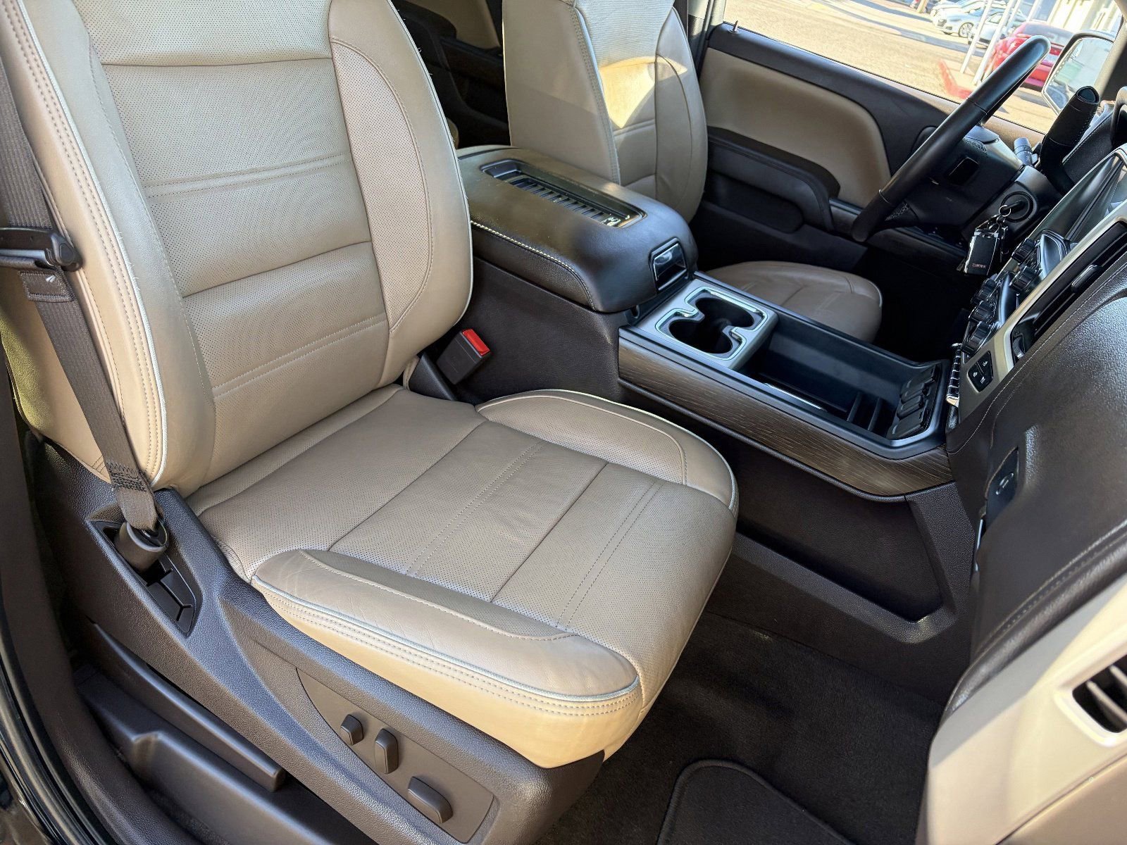 Used 2017 GMC Sierra 1500 Denali w/ Denali Ultimate Package image 11