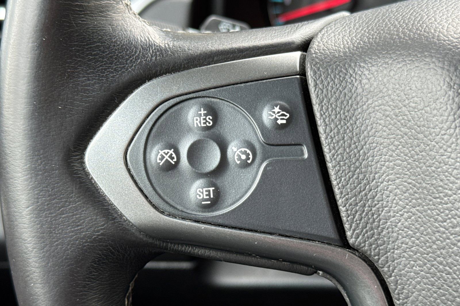 Used 2017 Chevrolet Tahoe LT image 28