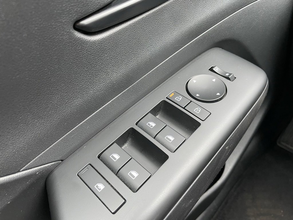 Used 2024 Hyundai Kona SEL image 22