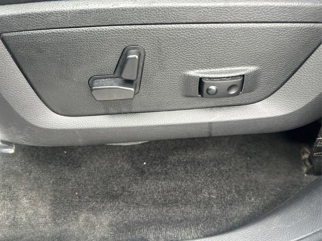 Used 2015 RAM 1500 Outdoorsman AWD/4WD image 35