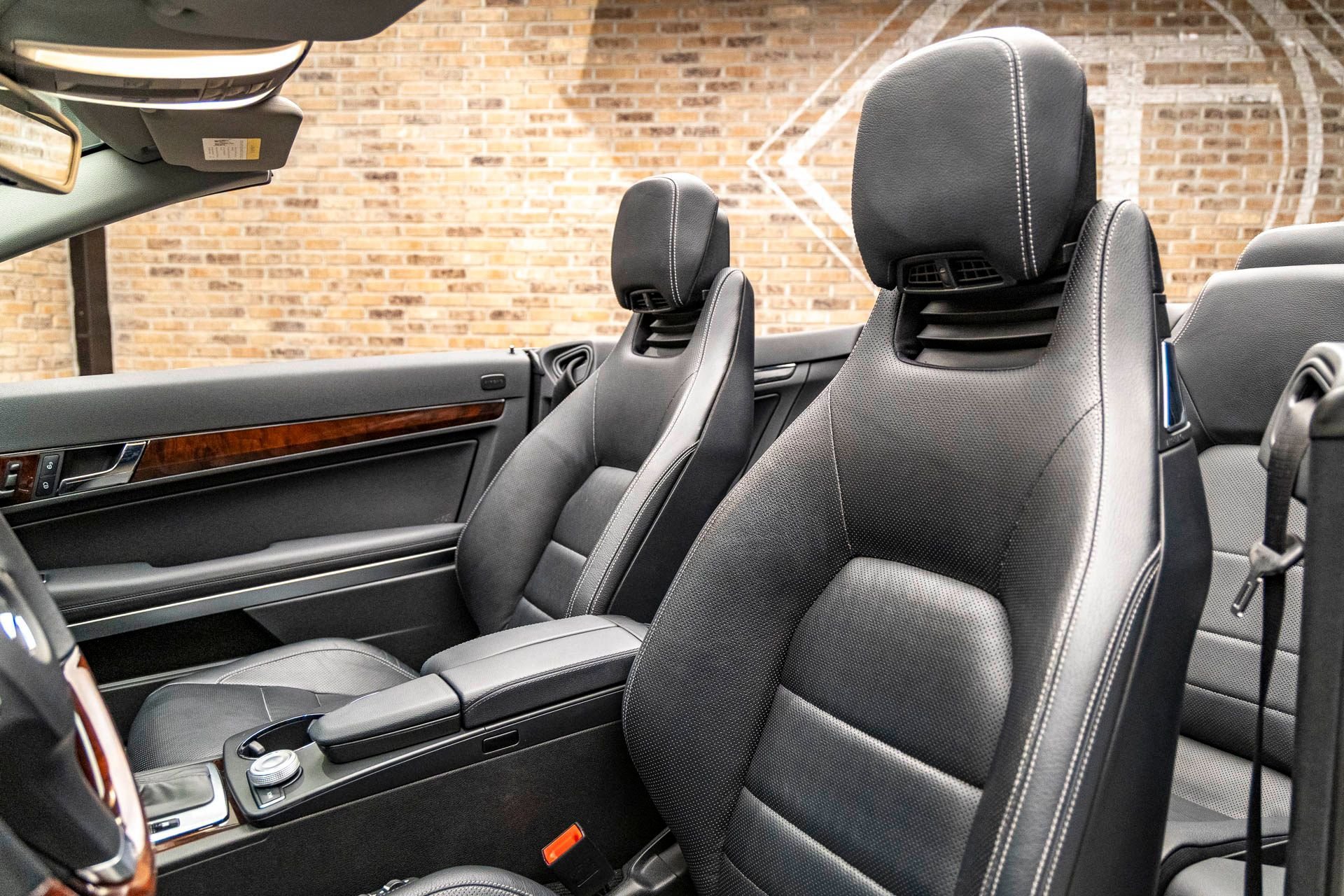 Used 2011 Mercedes-Benz E 550 Cabriolet image 35