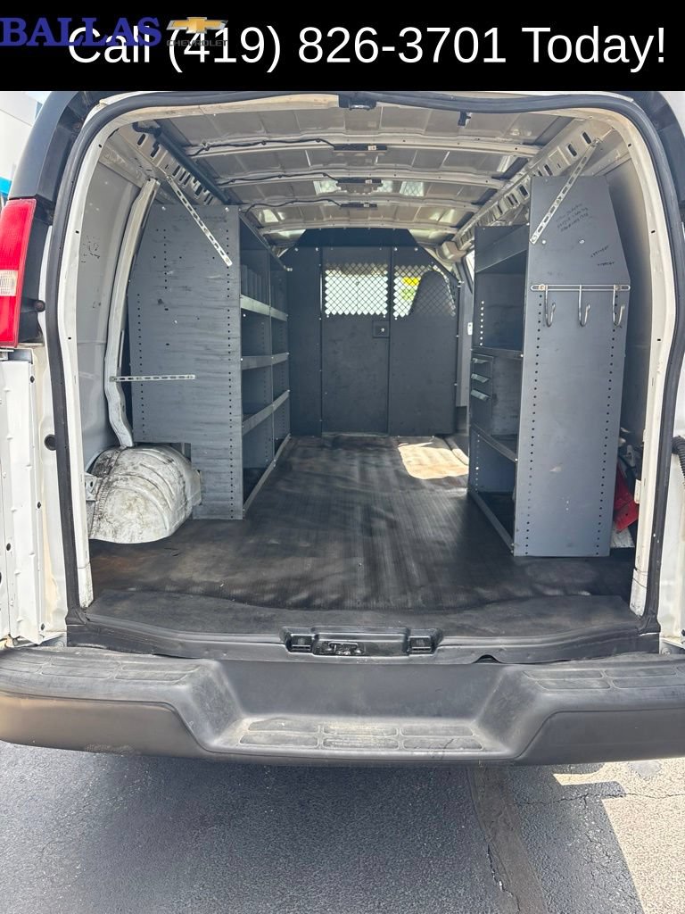 Certified 2017 GMC Savana 2500 Extended RWD image 18