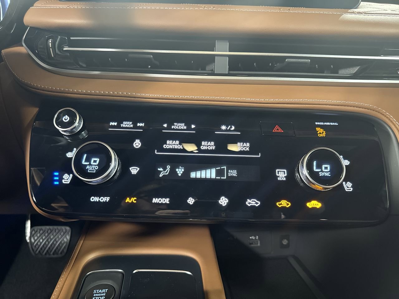 Used 2024 INFINITI QX60 Autograph w/ Cargo Package image 25