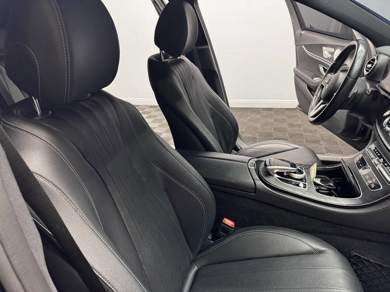 Used 2020 Mercedes-Benz E 350 Sedan image 55