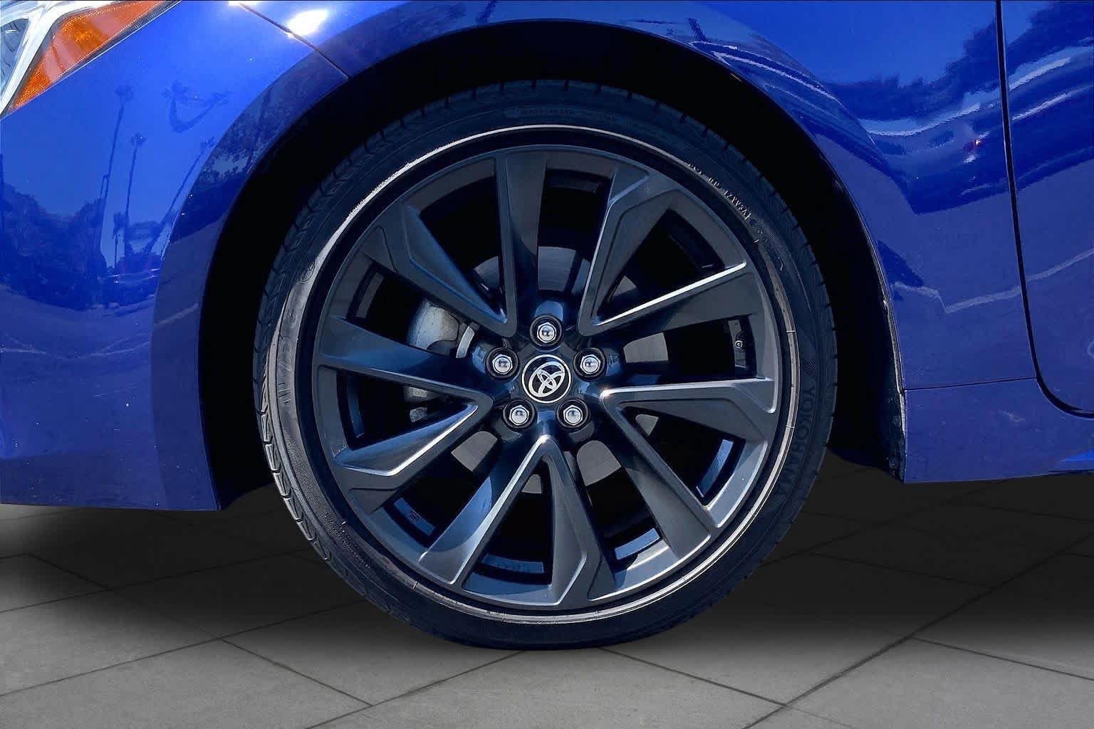 Certified 2025 Toyota Corolla XSE FWD image 10