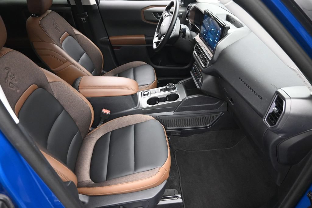 Used 2025 Ford Bronco Sport Outer Banks w/ Outer Banks Tech Package+ AWD/4WD image 9