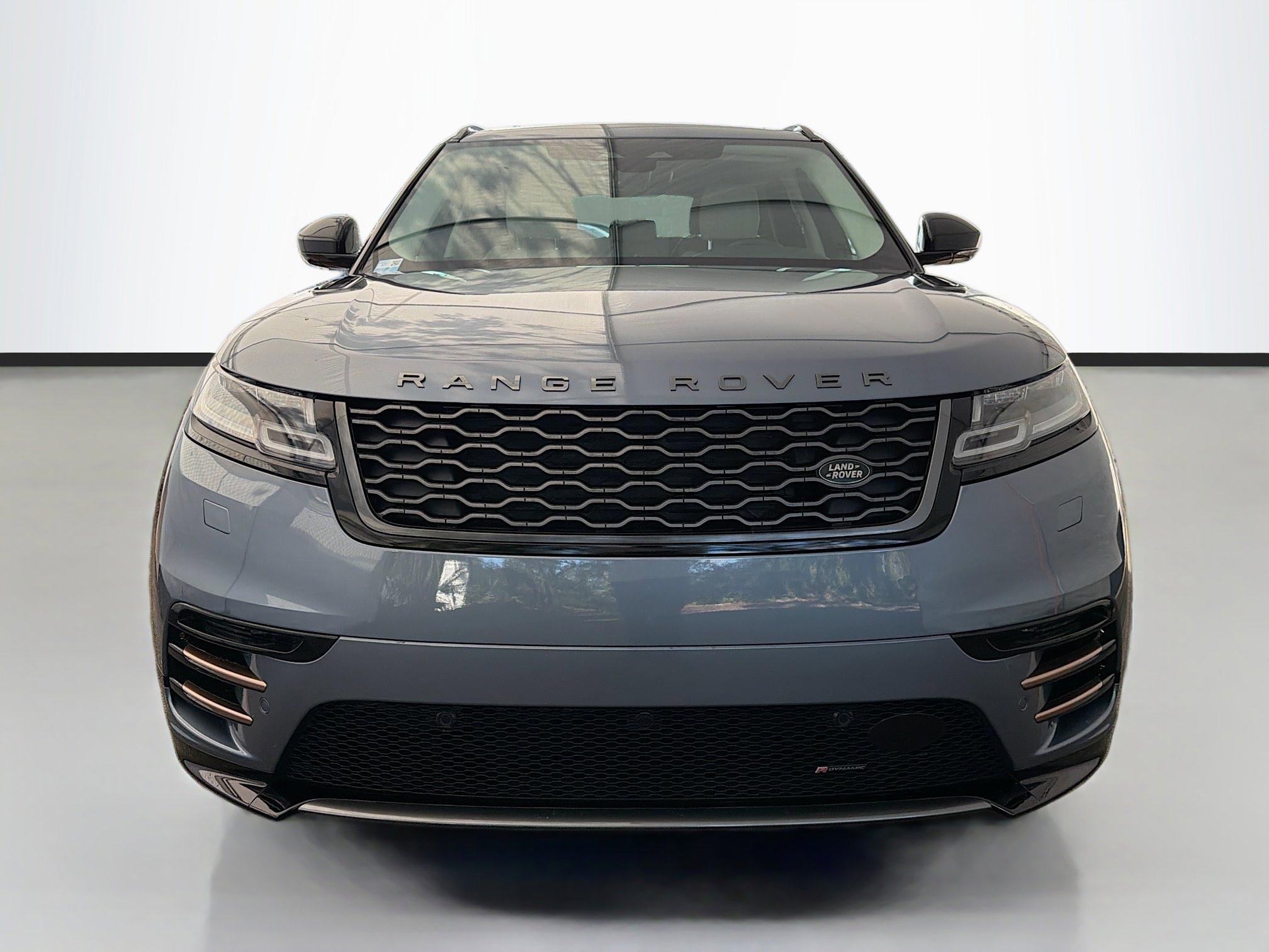 Used 2022 Land Rover Range Rover Velar R-Dynamic S image 8