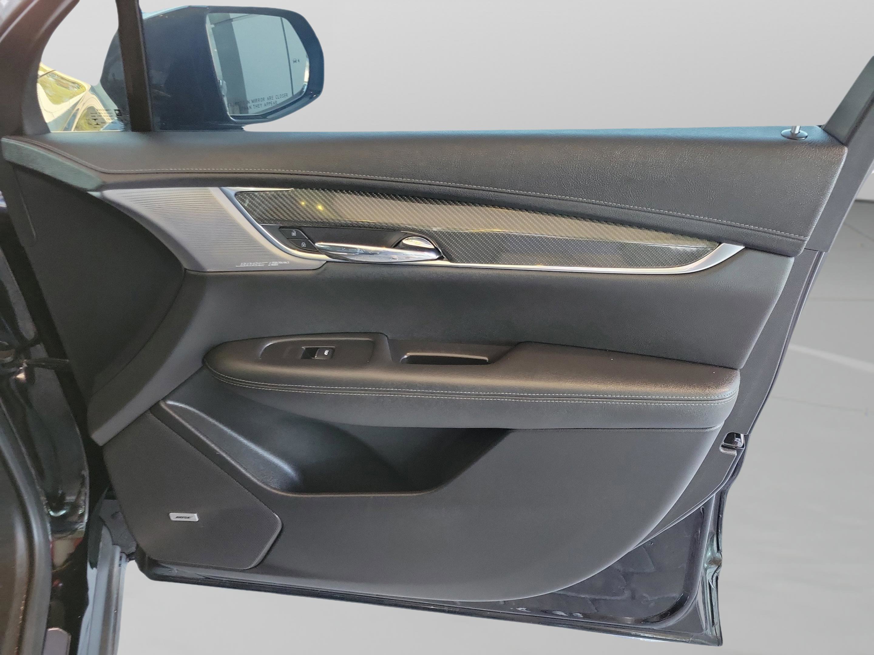 Used 2020 Cadillac XT6 Sport image 25