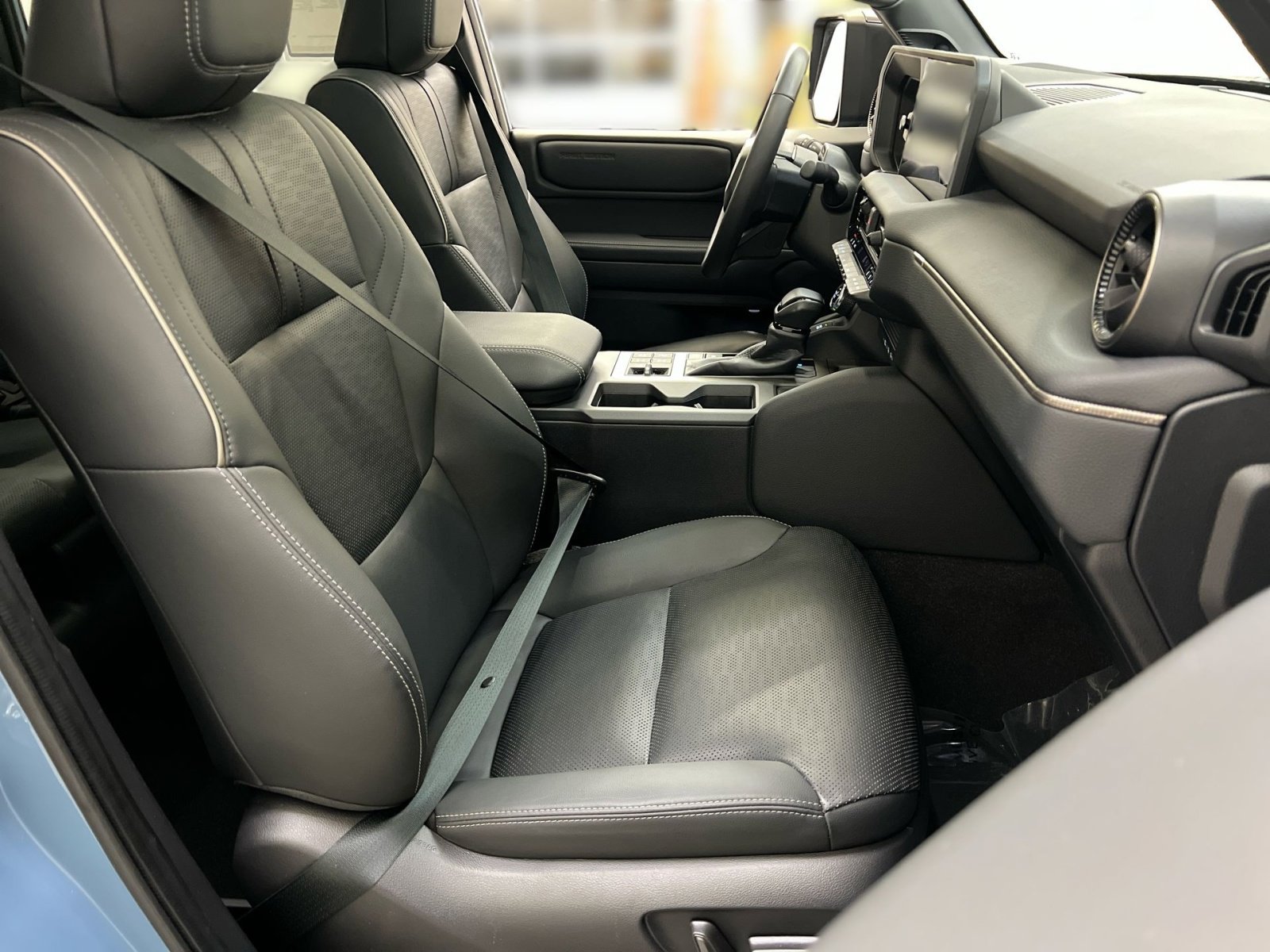 Used 2024 Toyota Land Cruiser image 25