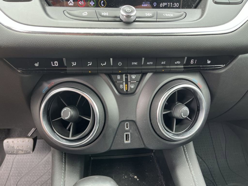 Used 2019 Chevrolet Blazer LT image 17