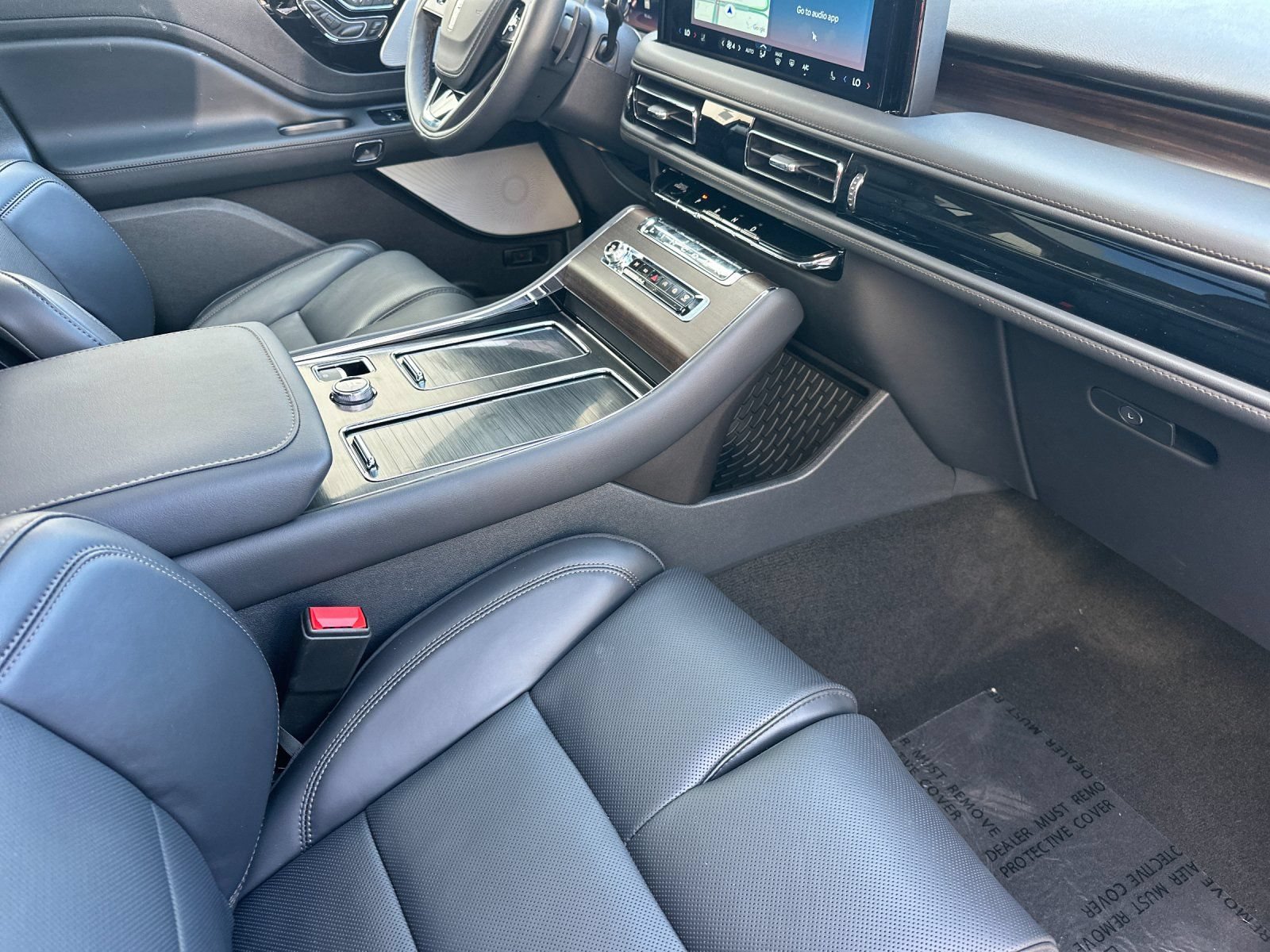 New 2026 Lincoln Aviator Reserve AWD/4WD image 16