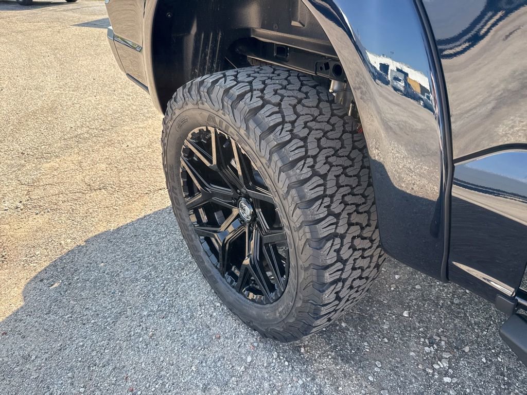 New 2025 Ford F150 Lariat w/ Equipment Group 501A Mid image 12