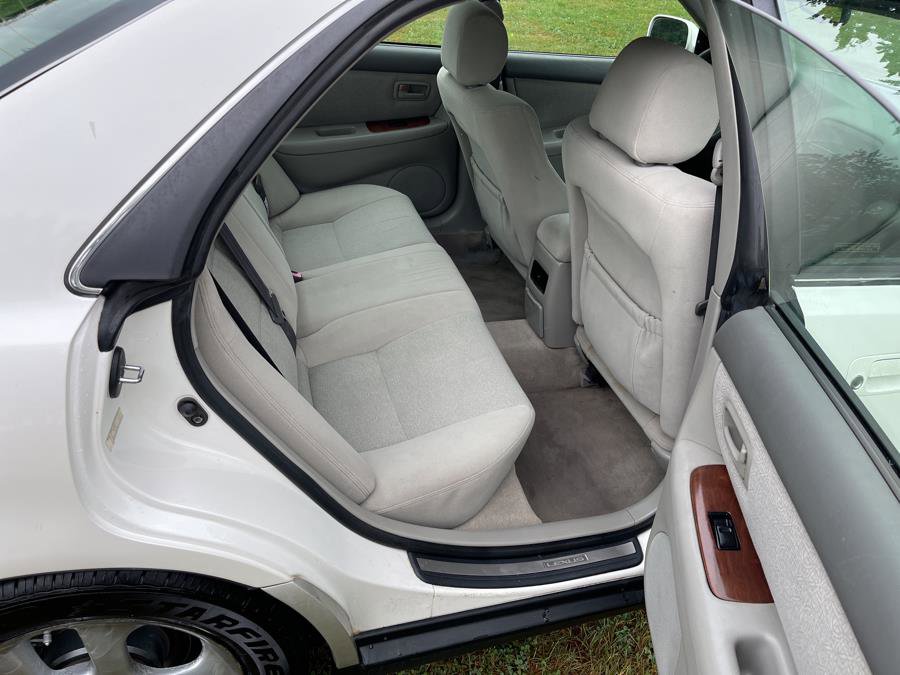 Used 2001 Lexus ES 330 image 35