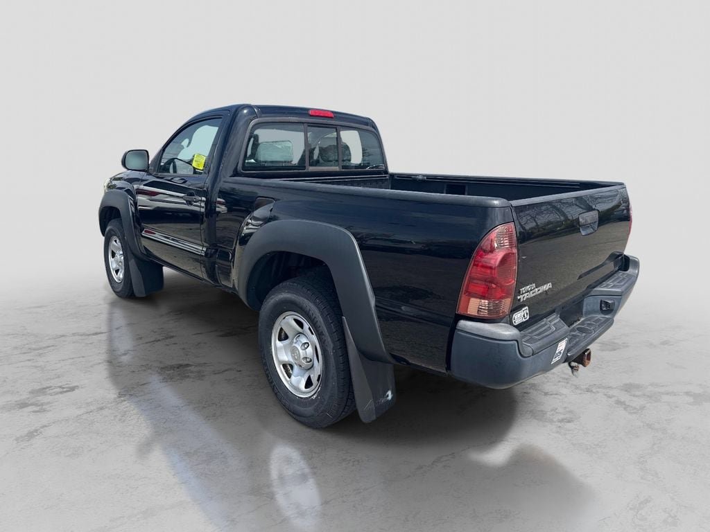 Used 2012 Toyota Tacoma 4x4 Regular Cab image 3