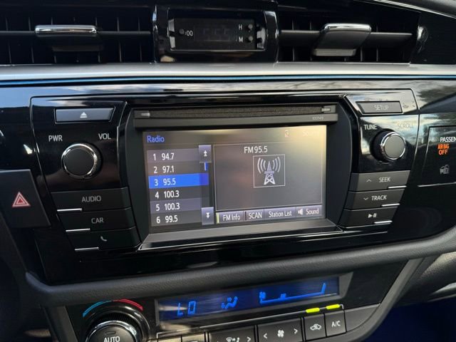 Used 2015 Toyota Corolla S image 20