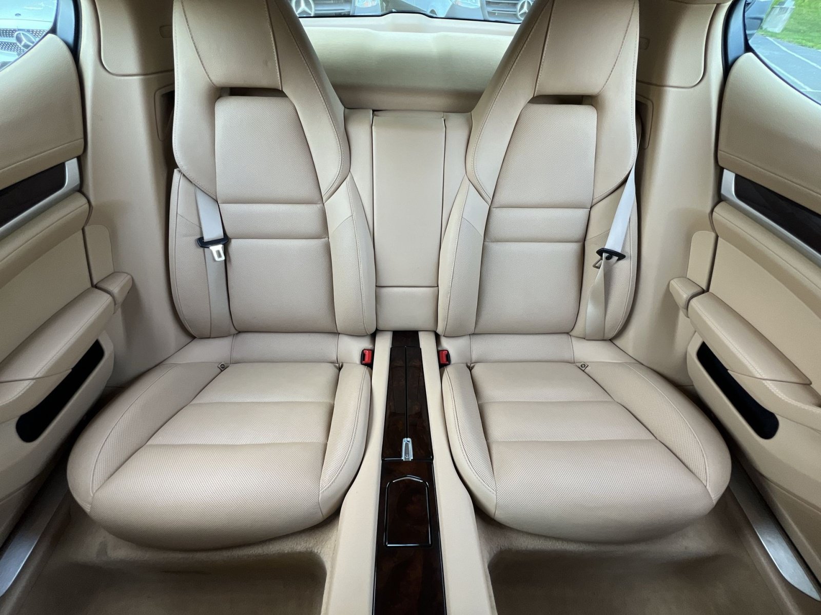 Used 2014 Porsche Panamera 4 AWD/4WD image 15