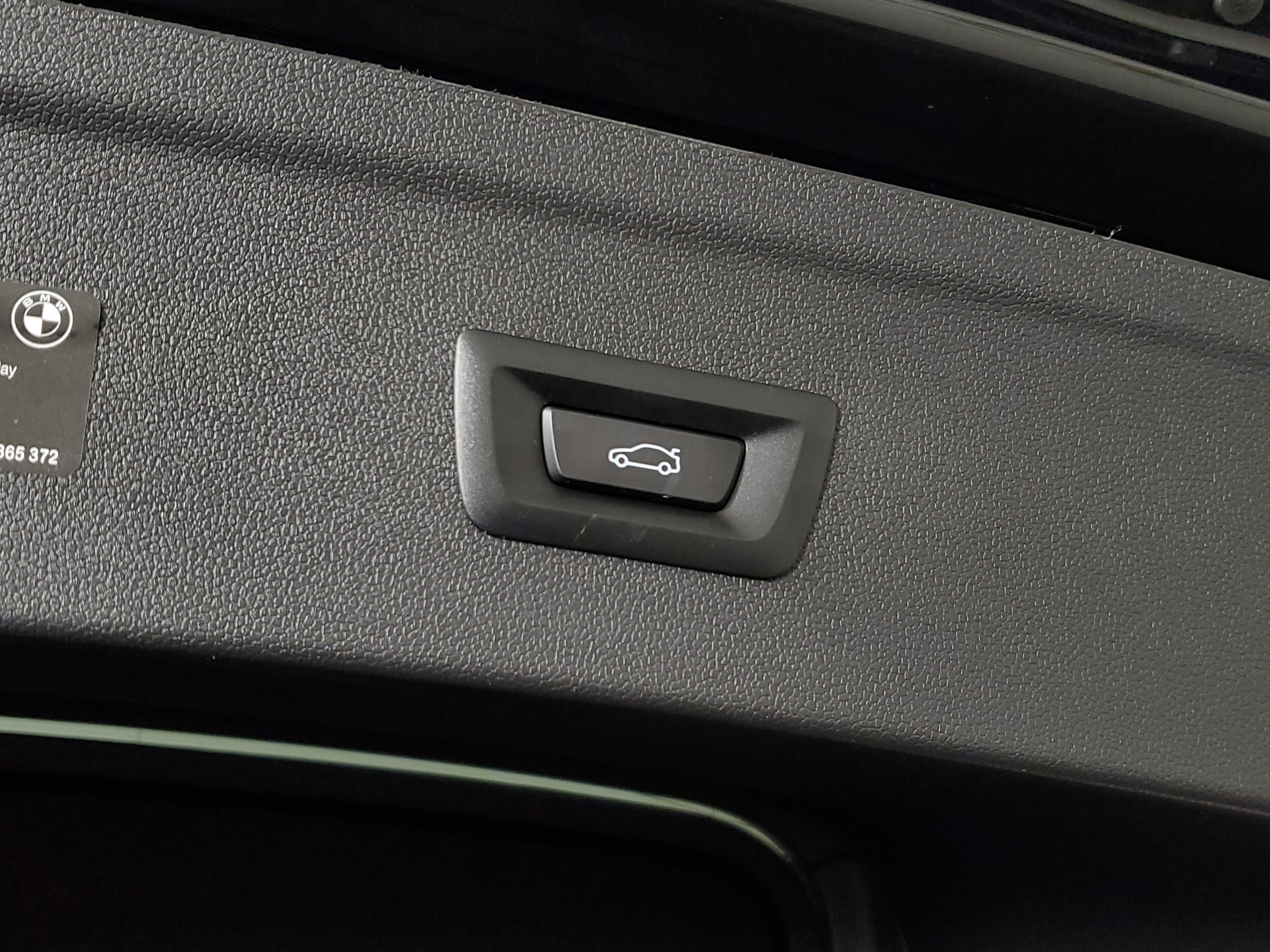 New 2026 BMW iX xDrive60 image 25