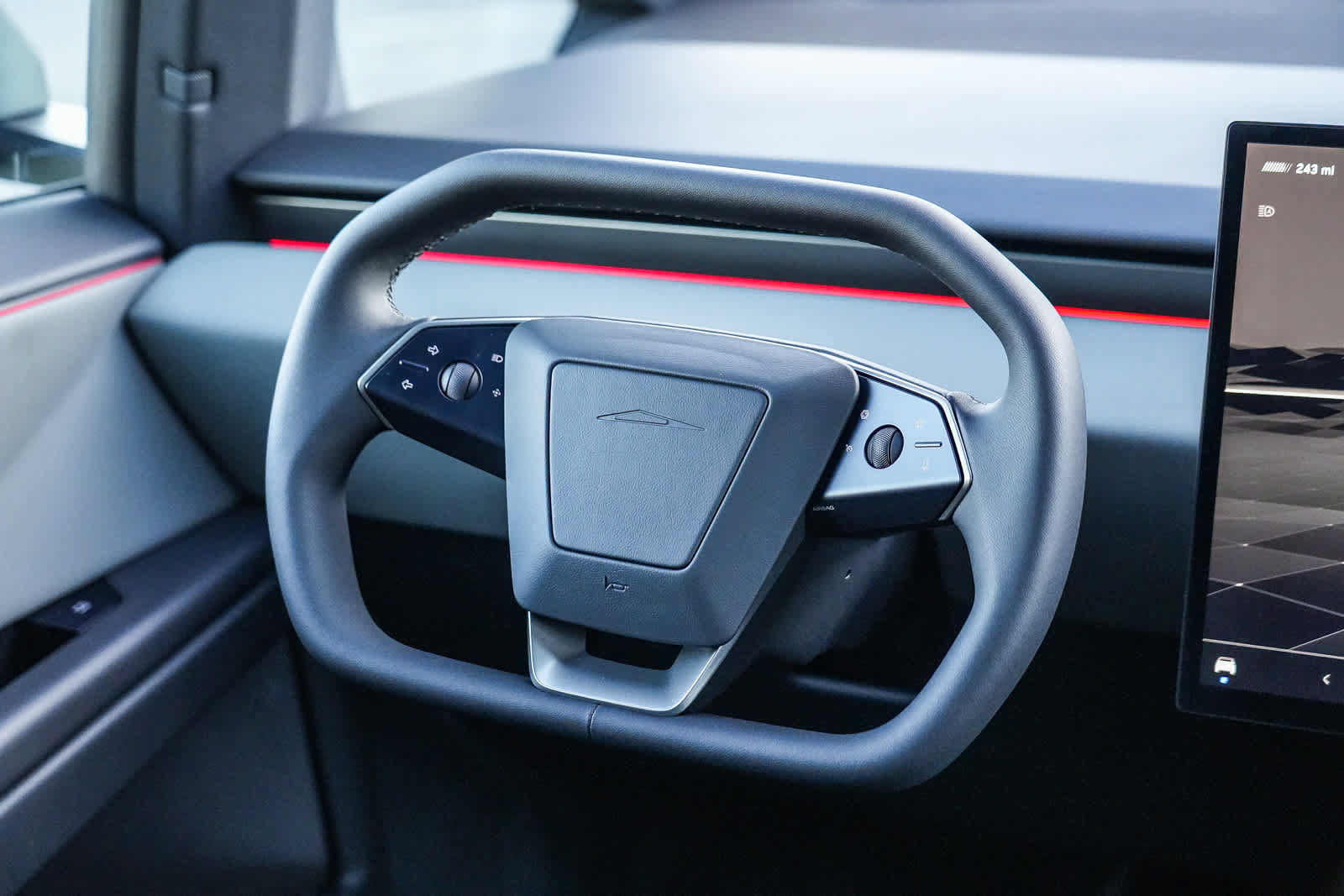 Used 2026 Tesla Cybertruck AWD Crew Cab image 13