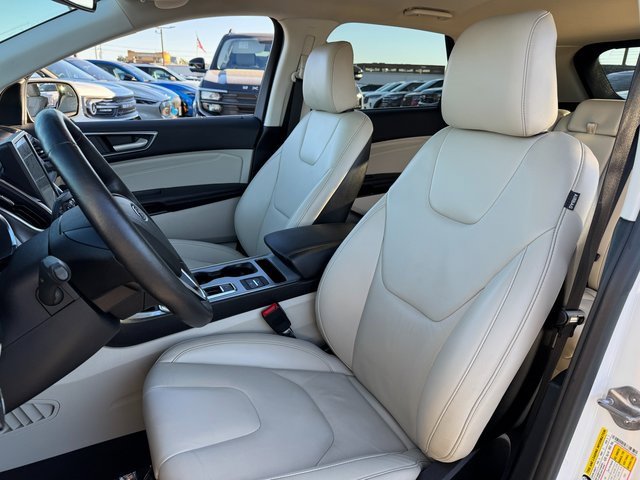 Used 2021 Ford Edge Titanium image 15