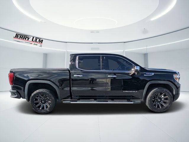 Used 2019 GMC Sierra 1500 Denali w/ Driver Alert Package II AWD/4WD image 2