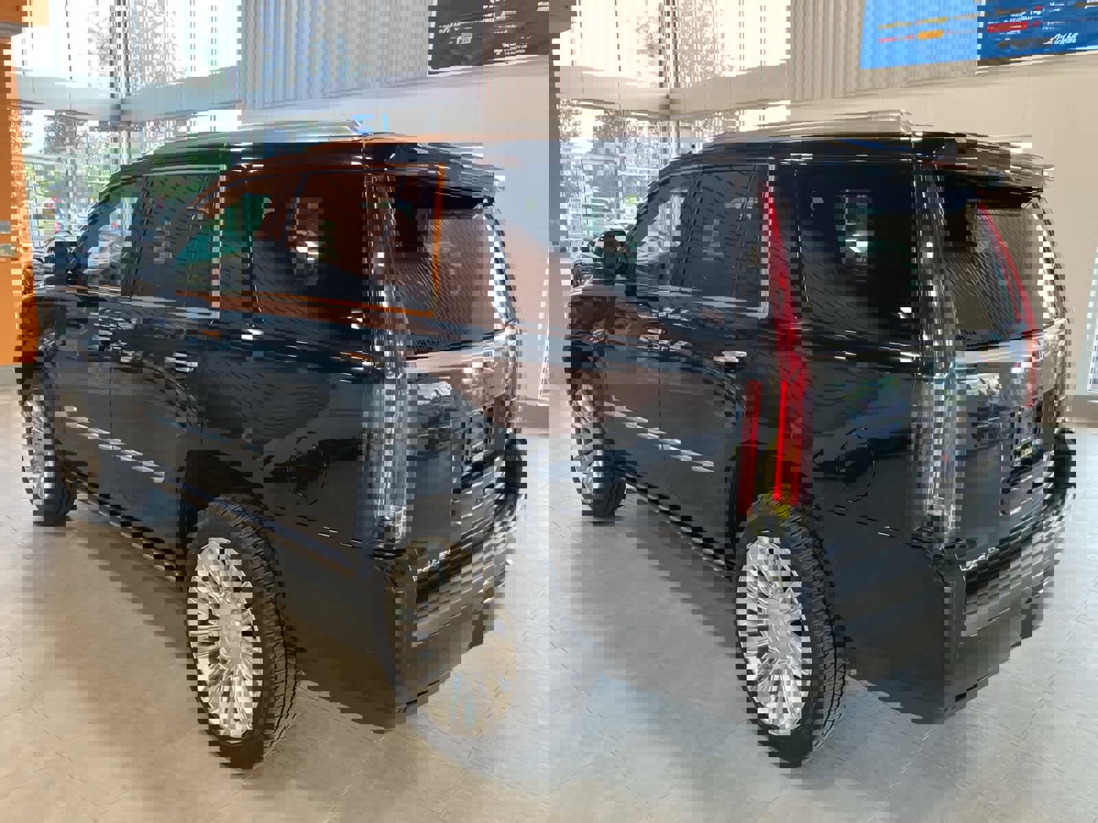 Used 2019 Cadillac Escalade Platinum image 7