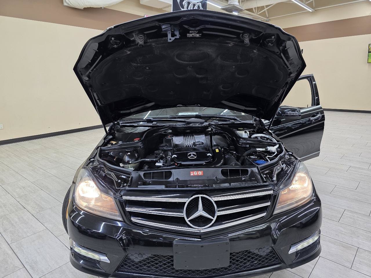 Used 2014 Mercedes-Benz C 250 Sedan w/ Multimedia Package image 43