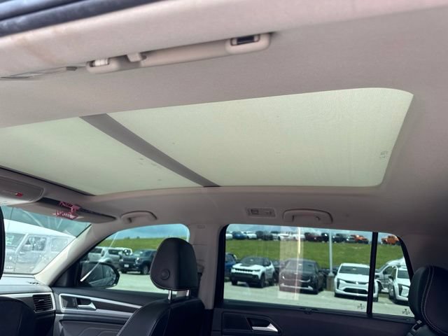 Used 2022 Volkswagen Atlas SE AWD/4WD image 11