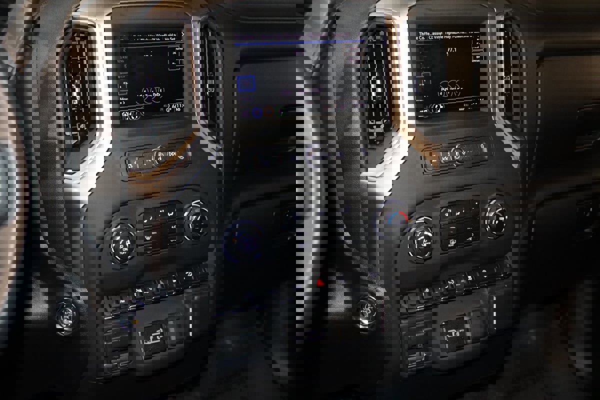 Used 2026 Chevrolet Silverado 2500 Custom w/ Custom Value Package image 43