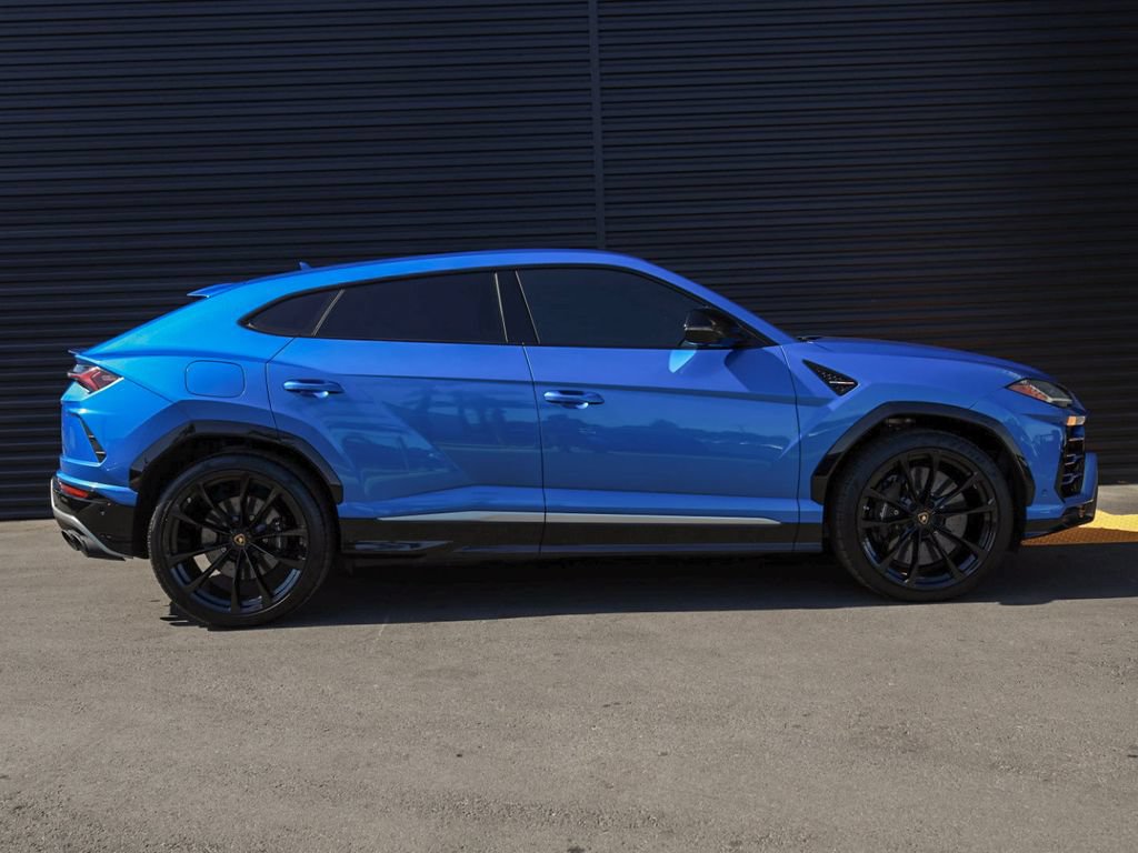 Used 2019 Lamborghini Urus AWD/4WD image 8