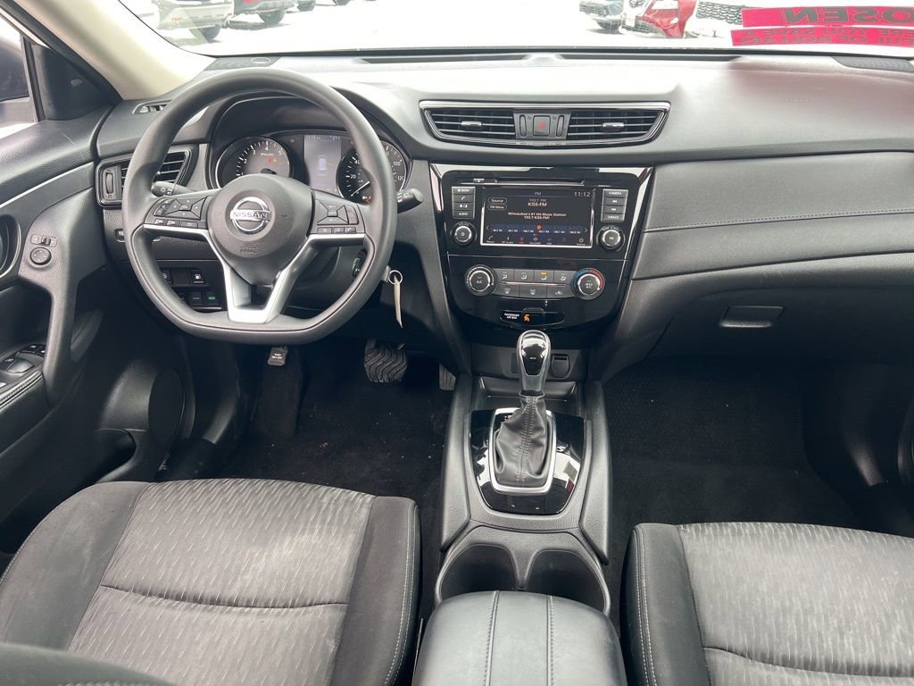 Certified 2020 Nissan Rogue S image 17