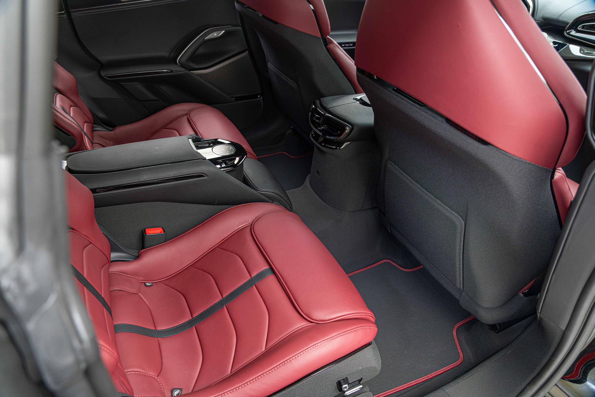 Certified 2026 Ferrari Purosangue AWD/4WD image 36