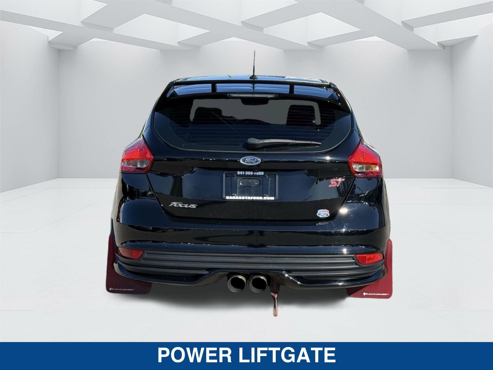 Used 2016 Ford Focus ST w/ Equipment Group 402A image 5