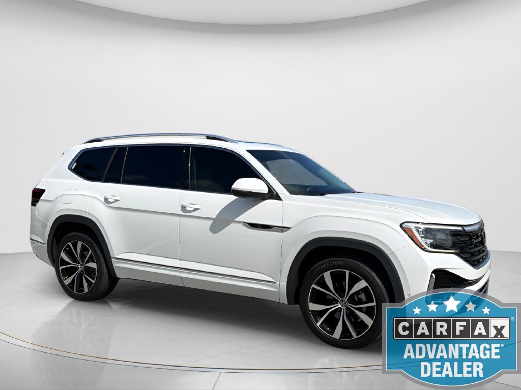 Certified 2024 Volkswagen Atlas SEL Premium R-Line AWD/4WD image 4