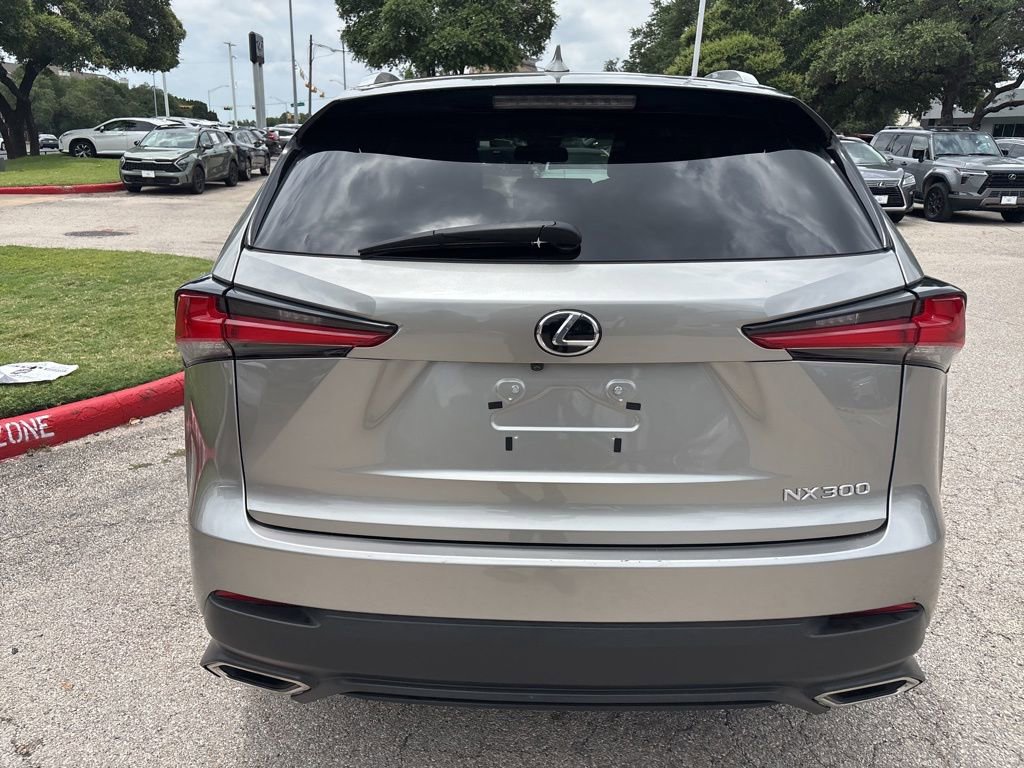 Used 2019 Lexus NX 300 FWD image 4